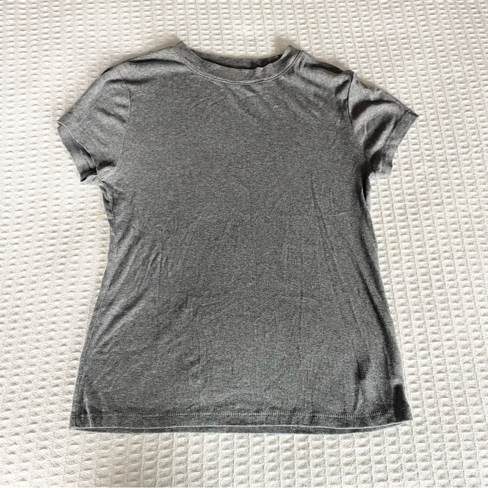 a new day Heather Gray ribbed Short Sleeve Tee size Medium